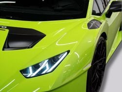 Verde Usado 2024 Lamborghini Huracán Coupé | € 425.000