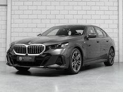 Cinza Usado 2024 BMW 520 Coupé | € 56.400