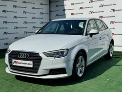 Branco Usado 2018 Audi A3 Sportback Citadino | € 18.990 (Bom preço)