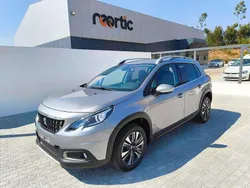 Cinzento Usado 2019 Peugeot 2008 SUV | € 14.850 (Bom preço)