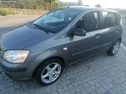 Cinza Usado 2004 Hyundai Getz Citadino | € 3.190