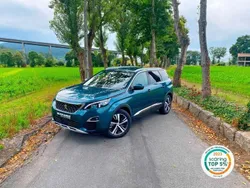 Verde escuro Usado 2018 Peugeot 5008 Allure Monovolume | € 20.990 (Preço justo)