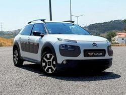 Branco Usado 2015 Citroën C4 Cactus Shine Edition Citadino | € 12.900 (Preço justo)