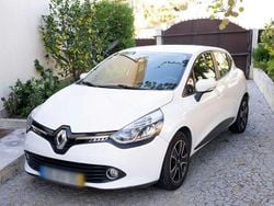 Branco Usado 2014 Renault Clio IV Sedan | € 8.900 (Preço elevado)