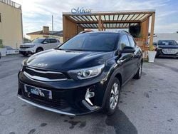 Preto Usado 2022 Kia Stonic SUV | € 13.750 (Preço justo)