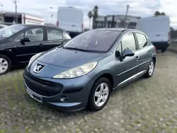 Cinza Usado 2006 Peugeot 207 Active Citadino | € 5.900 (Preço elevado)