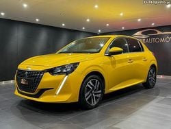 Amarelo Usado 2021 Peugeot 208 Allure Citadino | € 13.900 (Preço justo)