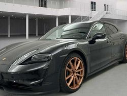 Usado 2022 Porsche Taycan Sport Sedan | € 63.800