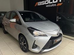 Cinza Usado 2019 Toyota Yaris Comfort | € 14.990 (Preço justo)
