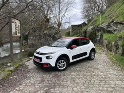 Branco Usado 2019 Citroën C3 PureTech Citadino | € 13.500 (Preço justo)