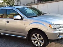 Usado 2012 Mitsubishi Outlander SUV | € 12.500