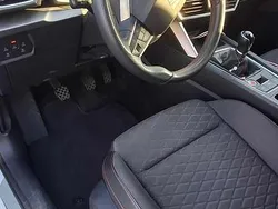 Branco Usado 2023 Seat Leon Carrinha | € 19.500 (Bom preço)