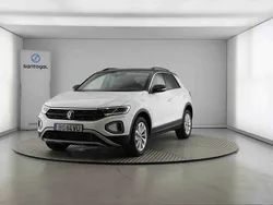 Branco Novo 2025 VW T-Roc SUV | € 30.490 (Preço elevado)