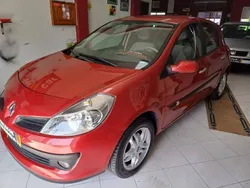 Vermelho Usado 2005 Renault Clio II | € 4.999 (Preço elevado)