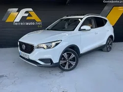 Branco Usado 2021 MG ZS Luxury Sedan | € 16.900 (Bom preço)