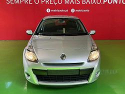 Cinzento Usado 2011 Renault Clio II Citadino | € 9.499