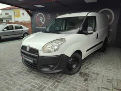 Branco Usado 2011 Fiat Doblò Monovolume | € 7.900 (Caro)