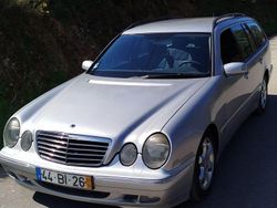 Usado 2002 Mercedes E220 Sedan | € 3.450 (Super Preço)