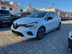 Branco Usado 2023 Renault Clio V | € 17.600 (Bom preço)