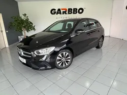 Preto Usado 2020 Mercedes B180 Style Monovolume | € 24.950 (Preço justo)