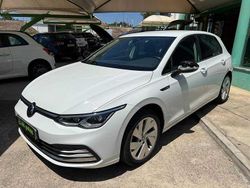 Branco Usado 2021 VW Golf VIII Life | € 23.990 (Caro)
