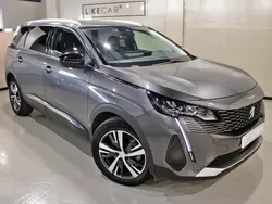 Cinzento Usado 2022 Peugeot 5008 Allure Monovolume | € 31.990 (Preço elevado)
