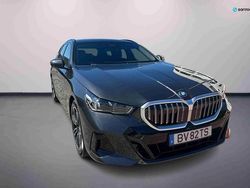 Cinzento Usado 2025 BMW 530e Shadowline Coupé | € 71.690