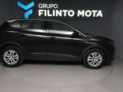 Preto Usado 2022 Peugeot 3008 Active | € 23.490 (Preço justo)