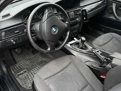 Preto Usado 2009 BMW 320 Carrinha | € 10.900 (Preço justo)