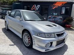 Cinza Usado 1999 Mitsubishi Lancer Sedan | € 75.000