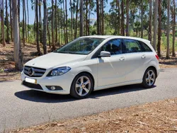 Usado 2015 Mercedes B180 Monovolume | € 14.000 (Bom preço)