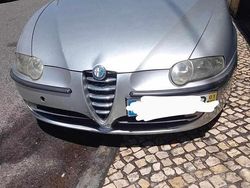 Cinzento Usado 2001 Alfa Romeo 147 Citadino | € 3.300