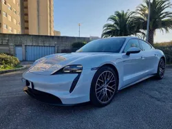 Cinzento Usado 2021 Porsche Taycan Performance Package Sedan | € 69.990