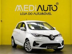 Branco Usado 2022 Renault Zoe Zen Citadino | € 15.000 (Bom preço)