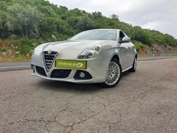 Cinzento Usado 2014 Alfa Romeo Giulietta Citadino | € 9.950 (Bom preço)