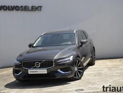 Preto sólido Usado 2022 Volvo V60 Core Carrinha | € 44.800 (Caro)