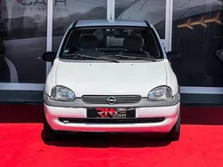 Branco Usado 1999 Opel Corsa Sport Citadino | € 1.750