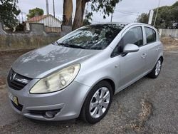 Cinzento Usado 2009 Opel Corsa | € 4.300 (Bom preço)