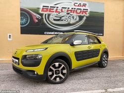 Amarelo Usado 2015 Citroën C4 Cactus Feel Citadino | € 11.990 (Preço elevado)