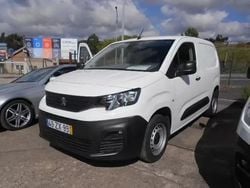 Branco Usado 2021 Peugeot Partner Premium Monovolume | € 13.500 (Bom preço)