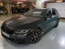 Cinza Usado 2022 BMW 530 Carrinha | € 40.600
