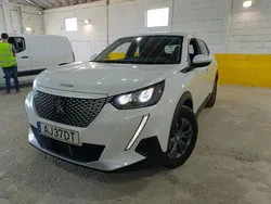 Branco Usado 2021 Peugeot e-2008 Active SUV | € 20.900 (Preço justo)