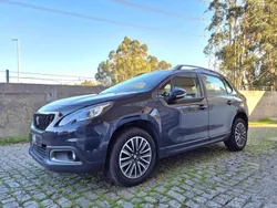 Cinza Usado 2019 Peugeot 2008 Active SUV | € 16.400 (Preço justo)