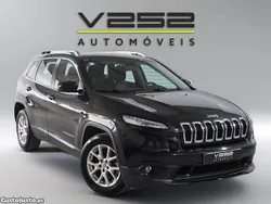 Preto Usado 2014 Jeep Cherokee Longitude SUV | € 13.950