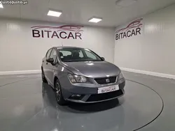 Cinza Usado 2017 Seat Ibiza Reference | € 12.750