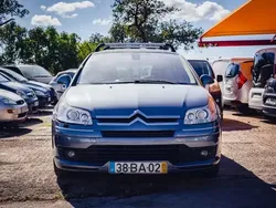 Cinza Usado 2005 Citroën C4 Exclusive Sedan | € 9.900