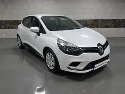 Branco Usado 2018 Renault Clio IV Zen | € 11.999 (Bom preço)