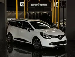 Branco Usado 2015 Renault Clio GrandTour Dynamique Carrinha | € 9.990 (Preço elevado)
