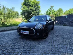 Preto Usado 2016 Mini One D Clubman Carrinha | € 15.800 (Preço justo)