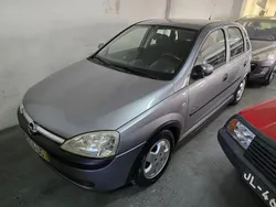 Cinzento Usado 2002 Opel Corsa Elegance | € 2.850 (Preço justo)